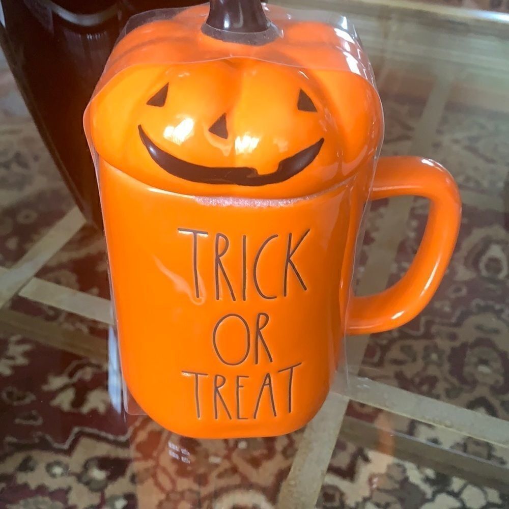 Rae Dunn Trick Or Treat W/Topper